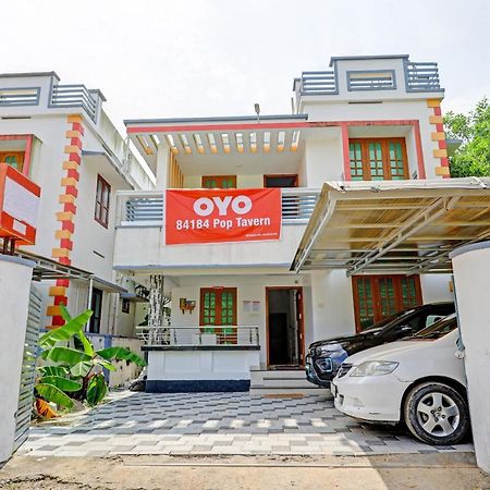 Super Capital O Pop Tavern Kazhakkottam Vettutura Luaran gambar