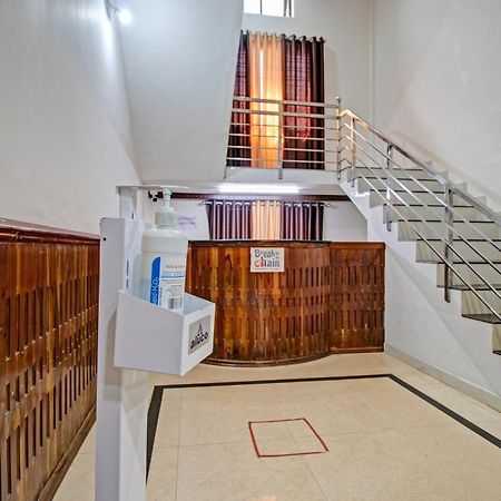 Super Capital O Pop Tavern Kazhakkottam Vettutura Luaran gambar
